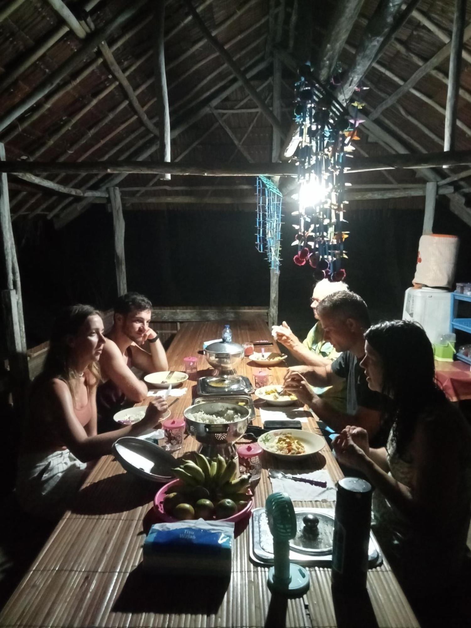 Kri Ransiwor Homestay المظهر الخارجي الصورة